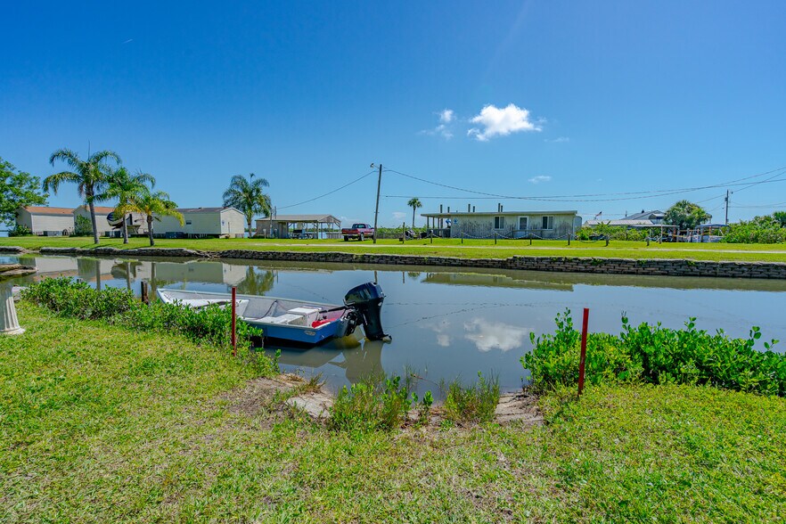 More Photos Of 416 E. Halifax Ave., Oak Hill Land For Sale