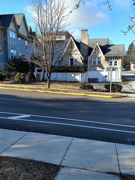 Primary Photo Of 809 N Walnut St, Bloomington Apartments For Sale