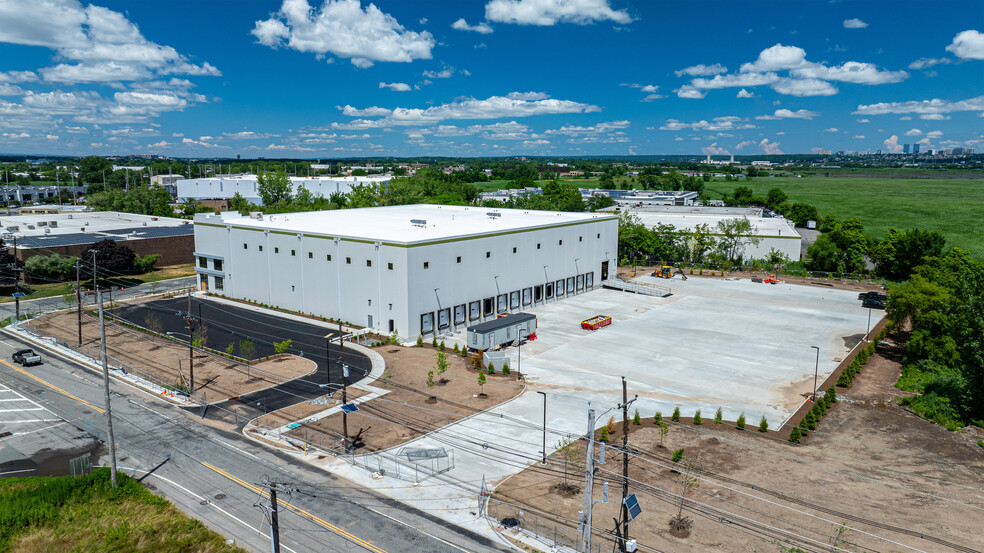 Primary Photo Of 245 Paterson Plank Rd, Carlstadt Distribution For Lease