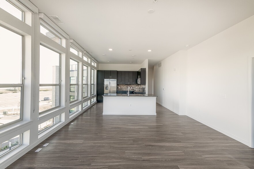 More Photos Of 270 E Flatiron Crossing Dr, Broomfield Apartments For Lease