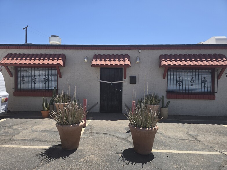 More Photos Of 301 W Main St, Avondale Restaurant For Lease