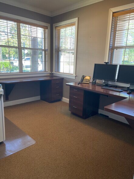 More Photos Of 4879 NW Palm Coast Pky, Palm Coast Medical For Sale
