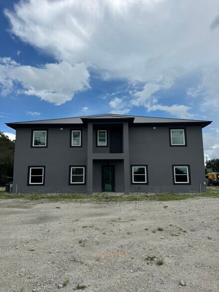 More Photos Of 2972 W US Highway 27, Clewiston Warehouse For Lease