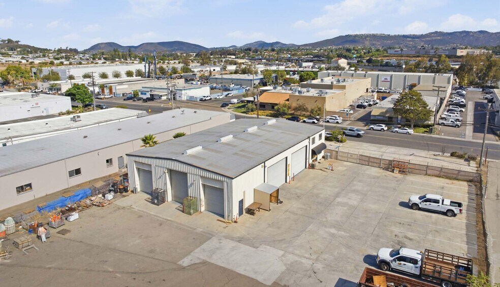 More Photos Of 2213 Meyers Ave, Escondido Warehouse For Sale