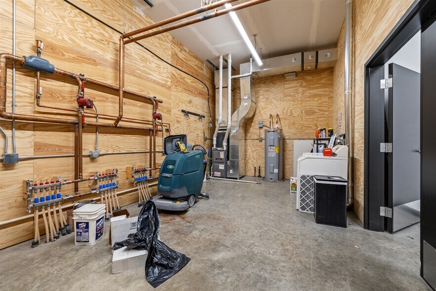 More Photos Of 7051 Highway 2 and 52 W, Minot Warehouse For Sale