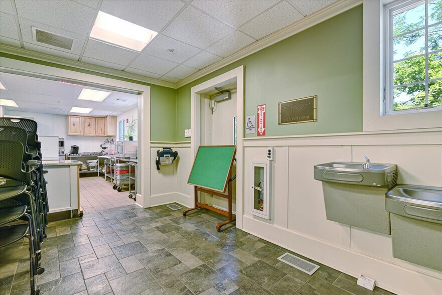 More Photos Of 6683 PA-191, Cresco Flex For Sale