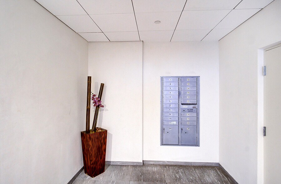 More Photos Of 710 S Central Ave, Glendale Medical For Lease