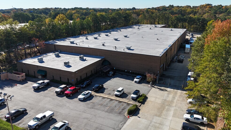 More Photos Of 4820 N Church Ln SE, Atlanta Warehouse For Lease