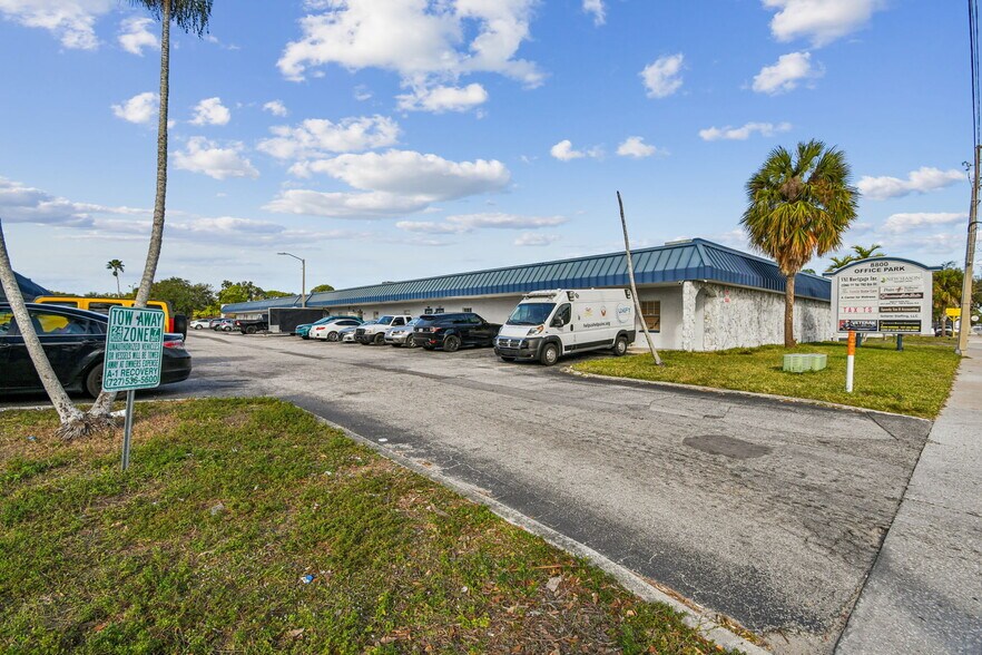 More Photos Of 8800 49th St N, Pinellas Park Unknown For Lease