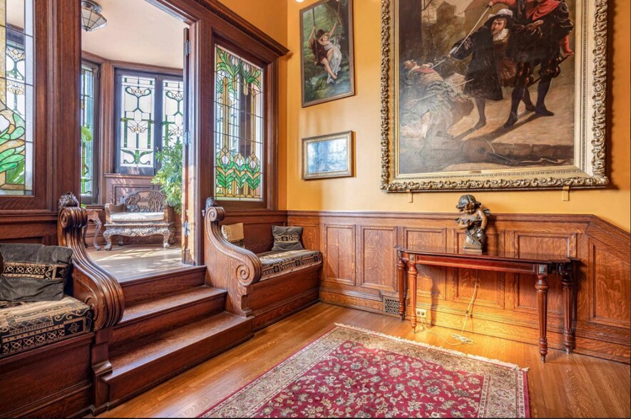 More Photos Of 623 Broadway St, Baraboo Specialty For Sale