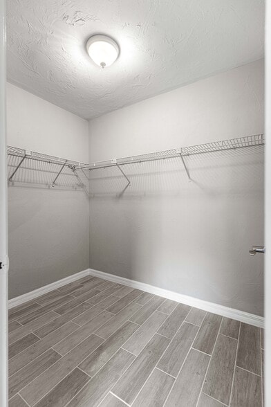 More Photos Of 4151 SE 22nd Ave, Ocala Apartments For Sale