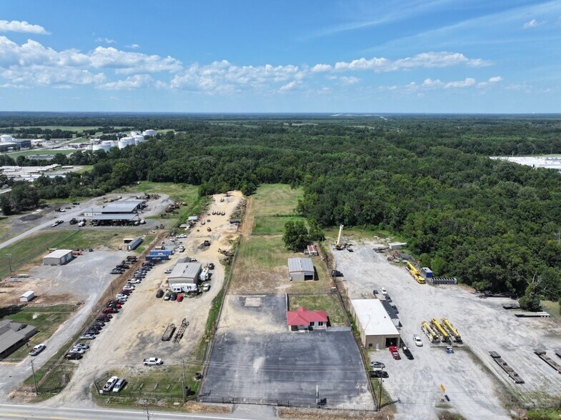 More Photos Of 8417 Hwy 70, North Little Rock Auto Dealership For Lease