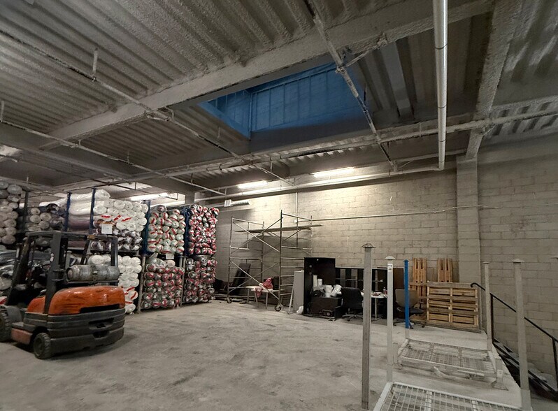More Photos Of 746-756 Ceres Ave, Los Angeles Warehouse For Lease
