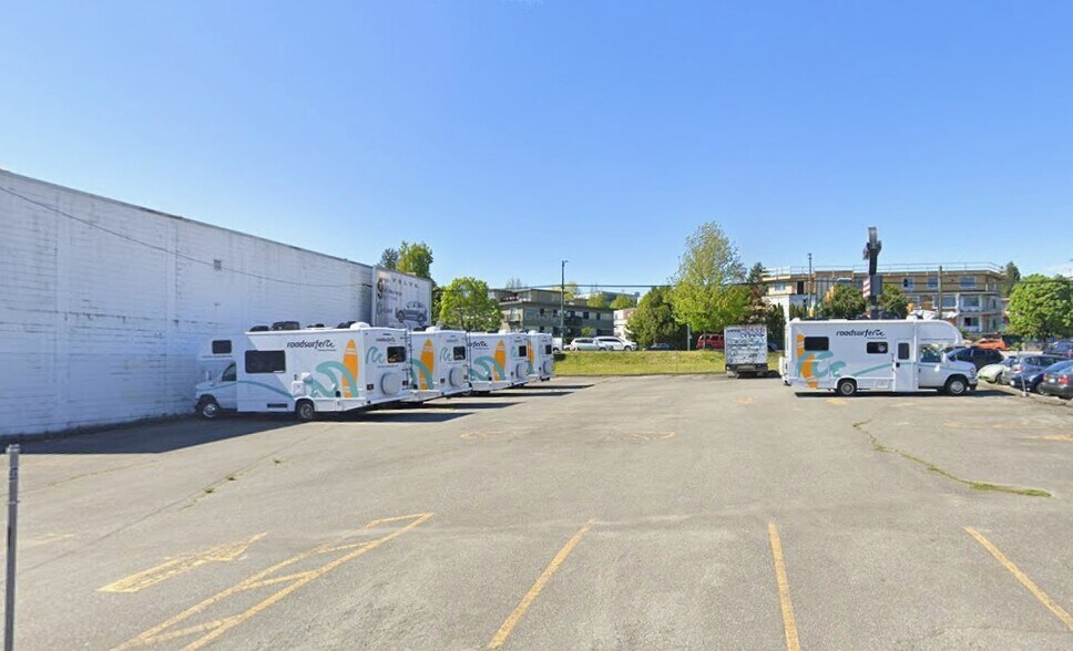 More Photos Of 820 SW Marine Dr, Vancouver Warehouse For Lease