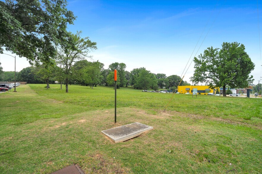 More Photos Of 901 S. Caraway Rd, Jonesboro Land For Sale