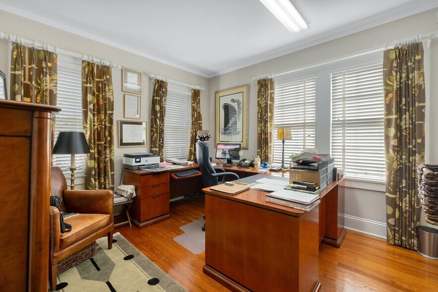 More Photos Of 231 E 5th Ave, Tallahassee Office For Sale