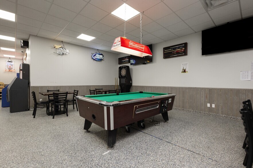 More Photos Of 317 Studdart Ave, Graceville General Retail For Sale