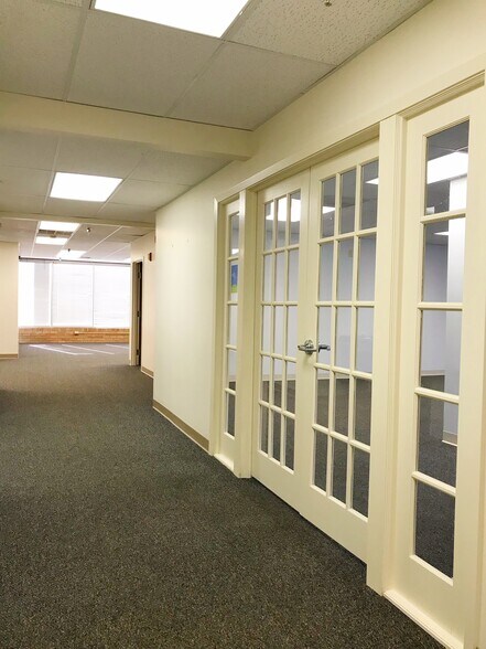 More Photos Of 1210-1228 Towanda Ave, Bloomington Unknown For Lease