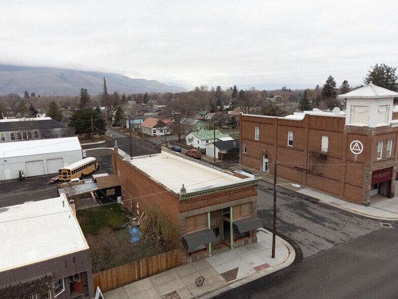 More Photos Of 306 S Main, Union Storefront Retail Residential For Sale