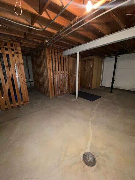 More Photos Of 7009 W Tripoli Ave, Milwaukee Apartments For Sale