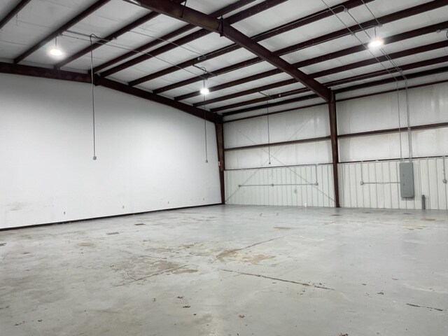 More Photos Of 3419 Al-53 Hwy, Huntsville Warehouse For Lease