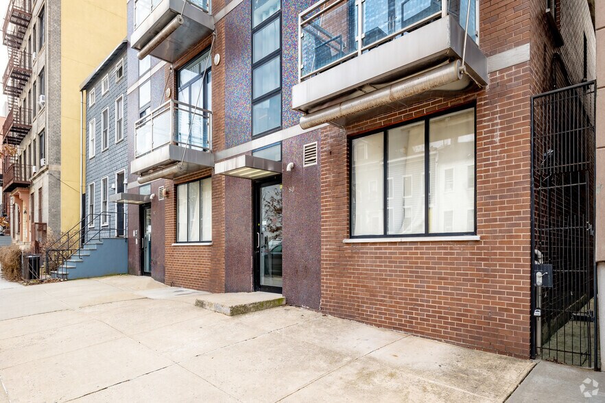 More Photos Of 80-82 Adelphi St, Brooklyn Apartments For Sale
