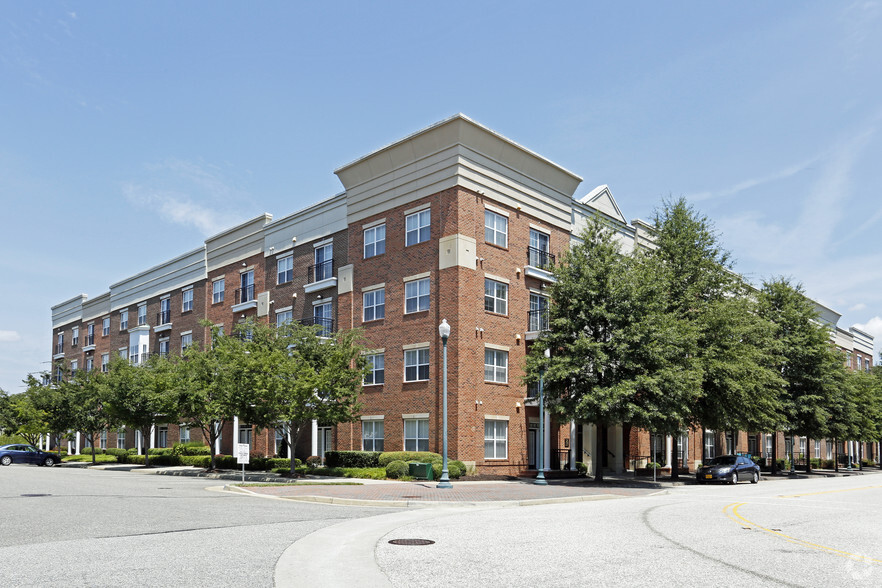 Primary Photo Of 675 Town Center Dr, Newport News Apartments For Lease