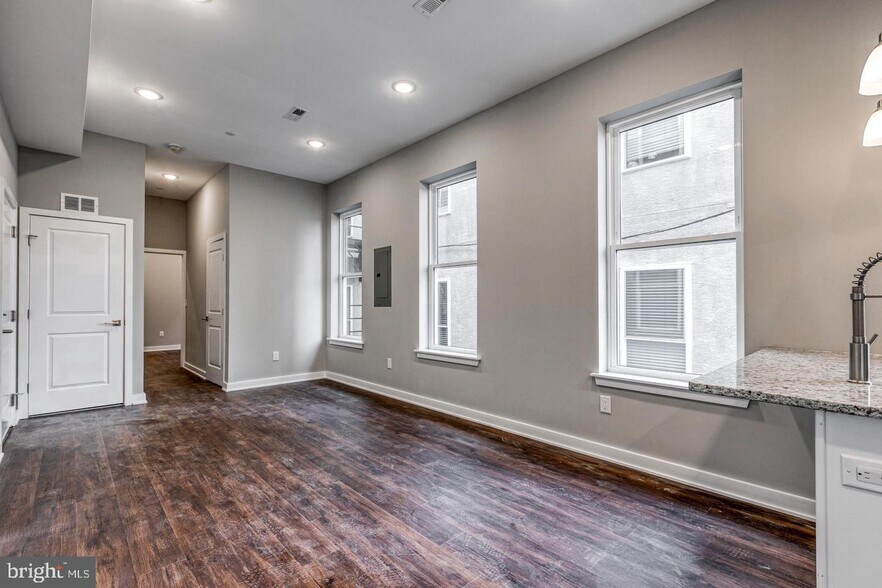 More Photos Of 1316 S Broad St, Philadelphia Apartments For Sale