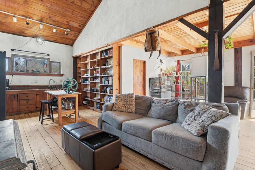 More Photos Of 125 Cayuga Street Ext, Trumansburg Warehouse For Sale