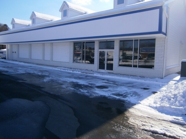 Primary Photo Of , Waterbury General Retail For Sale