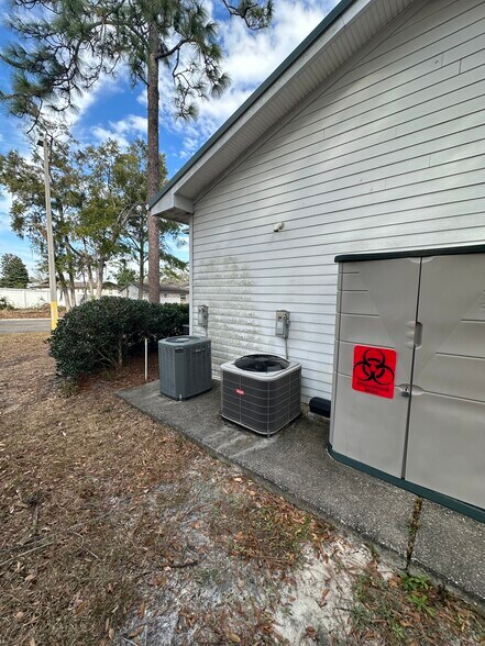 More Photos Of 1850 Bellair Blvd, Orange Park Medical For Sale