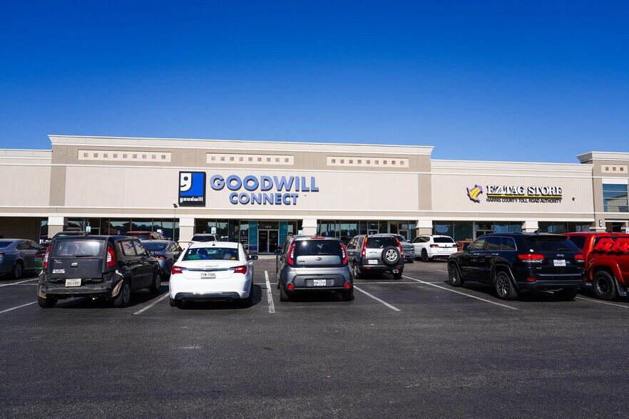 More Photos Of 1401-1491 Spring Cypress Rd, Spring Unknown For Lease