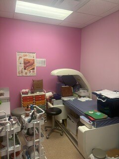 More Photos Of 3330 W 177th St, Hazel Crest Medical For Lease