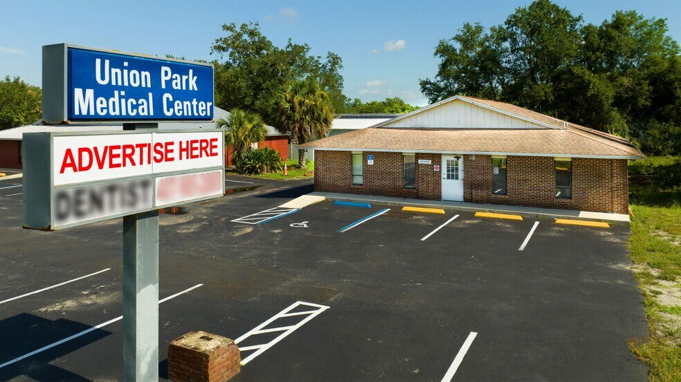Primary Photo Of 10245 E Colonial Dr, Orlando Medical For Lease