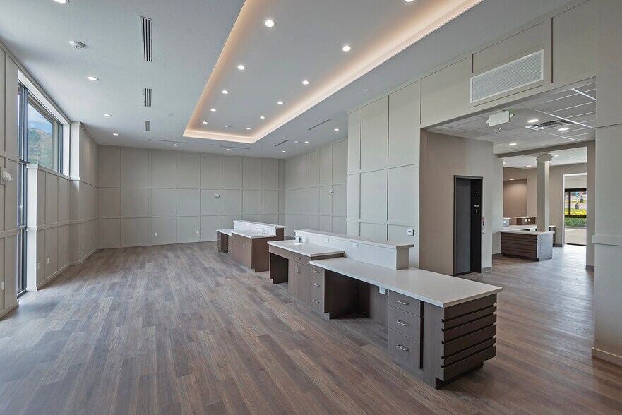 More Photos Of 2277 Fort Union Blvd, Salt Lake City Storefront Retail Office For Lease