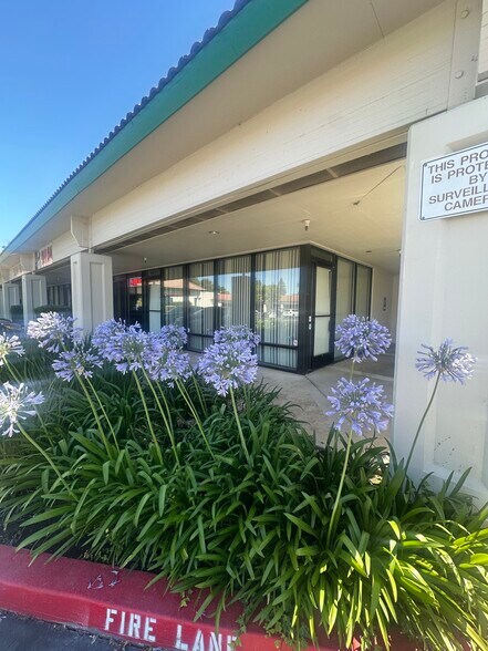 More Photos Of 9527-9529 Folsom Blvd, Sacramento Unknown For Lease