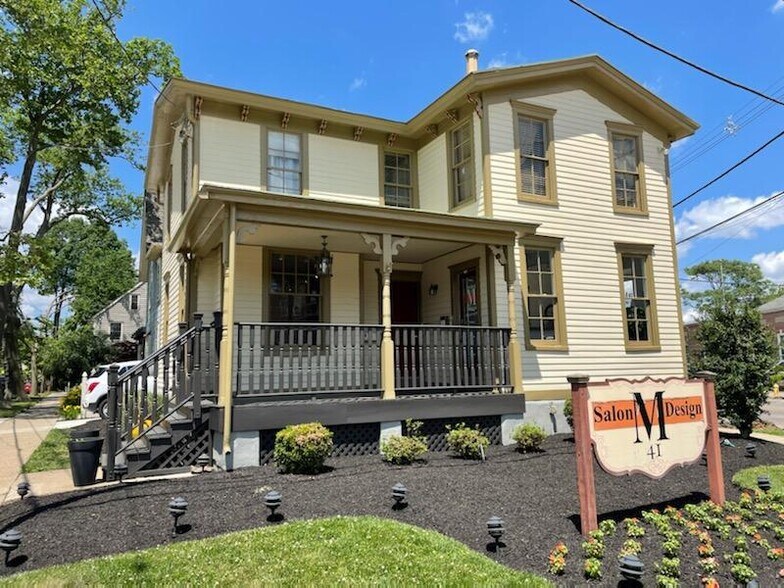 More Photos Of 41 Ellis St, Haddonfield Storefront Retail Office For Sale