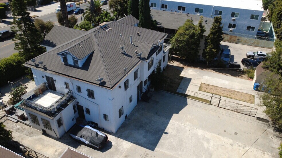 More Photos Of 2241 Crenshaw Blvd, Los Angeles Apartments For Sale