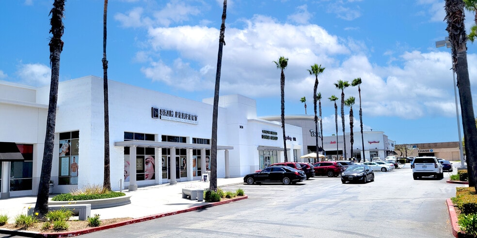 More Photos Of 3010-3030 Harbor Blvd, Costa Mesa Unknown For Lease