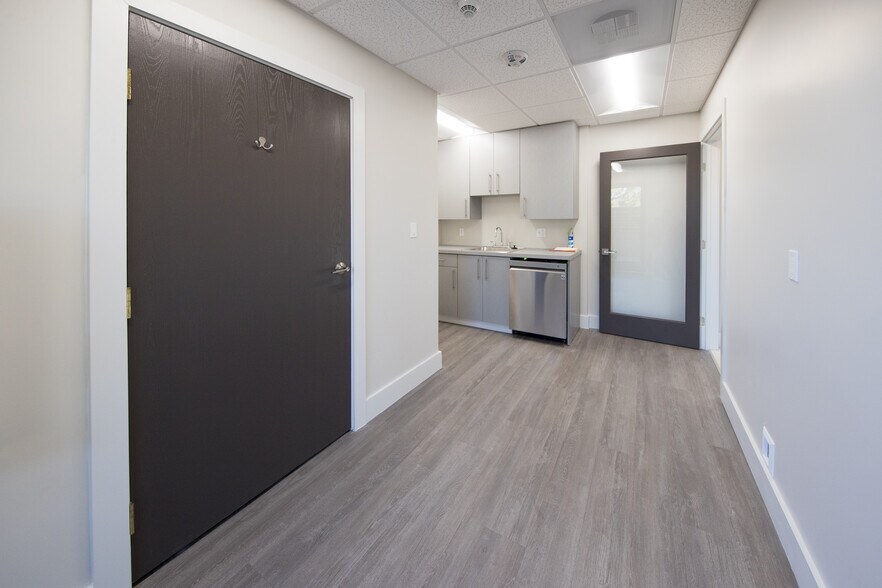 More Photos Of 600 Mill St, Reno Office For Sale