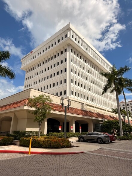 More Photos Of 150 E Palmetto Park Rd, Boca Raton Office Residential For Lease