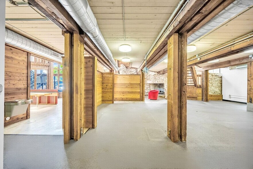 More Photos Of 3045 N Federal Hwy, Fort Lauderdale Loft Creative Space For Sale