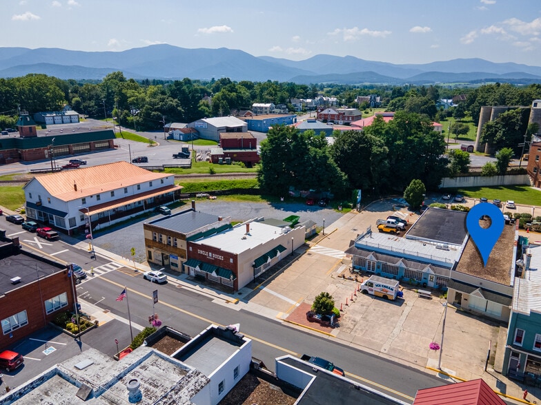 More Photos Of 30 E Main St, Luray Office For Sale