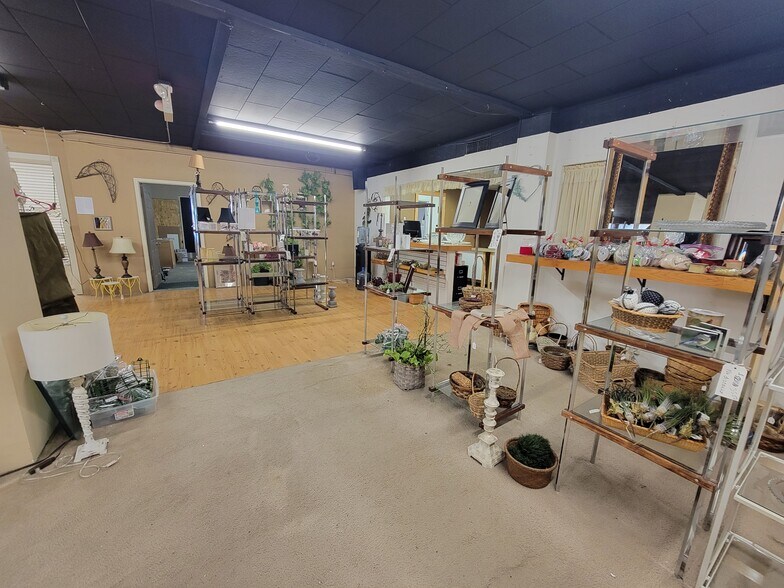 More Photos Of 117 E 3rd Ave, Mitchell Multifamily For Sale