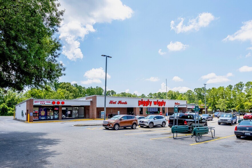 More Photos Of 611-621 Harry C Raysor Dr, Saint Matthews Freestanding For Sale