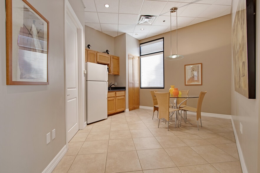 More Photos Of 2169 E Warner Rd, Tempe Office For Sale