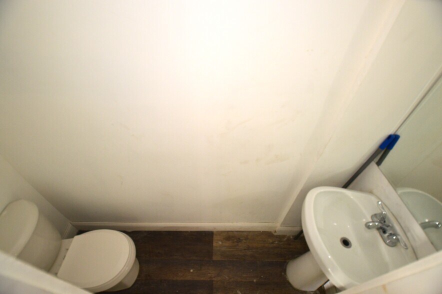 More Photos Of 241 N 7th St, Allentown Storefront Retail Office For Lease