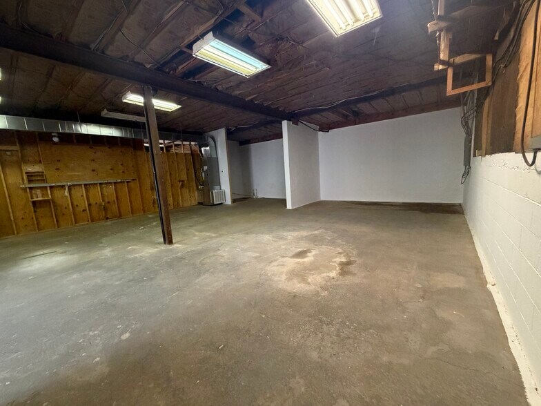 More Photos Of 1386 Winona Ave, Morgantown Apartments For Lease