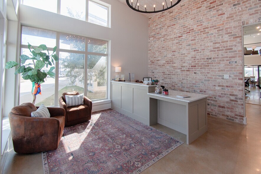 More Photos Of 1645 Greens Prairie Rd W, College Station Office For Sale