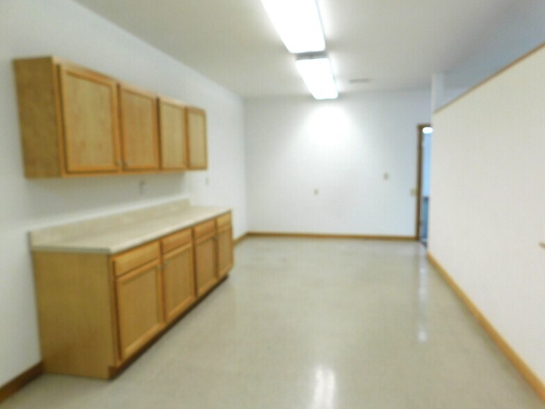 More Photos Of 215 Nieman St, Sunman Warehouse For Sale